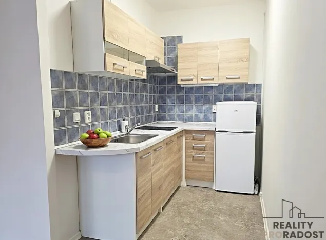 Pronájem bytu 1+kk, Brno - Starý Lískovec, U hřiště, 30 m2