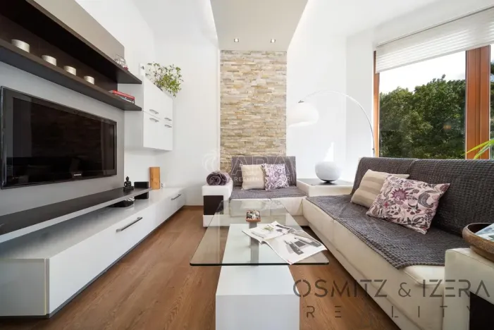 Prodej bytu 3+kk, Praha, Kounická, 114 m2