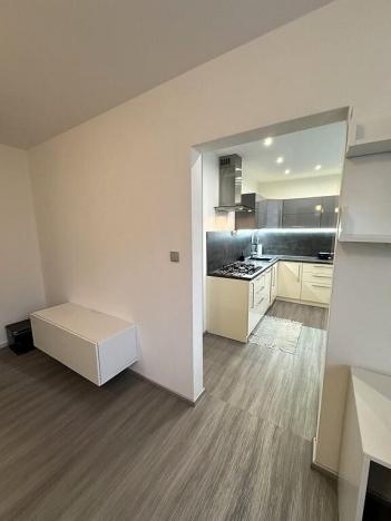 Pronájem bytu 2+1, Brno - Bystrc, Kuršova, 66 m2