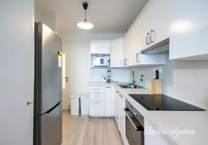 Pronájem bytu 3+1, Praha - Háje, Tatarkova, 77 m2