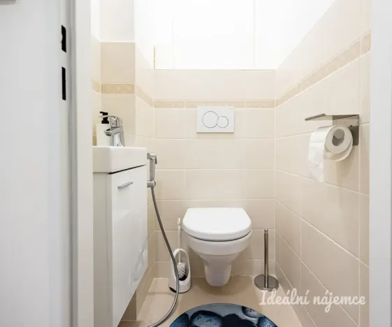 Pronájem bytu 3+1, Praha - Háje, Tatarkova, 77 m2