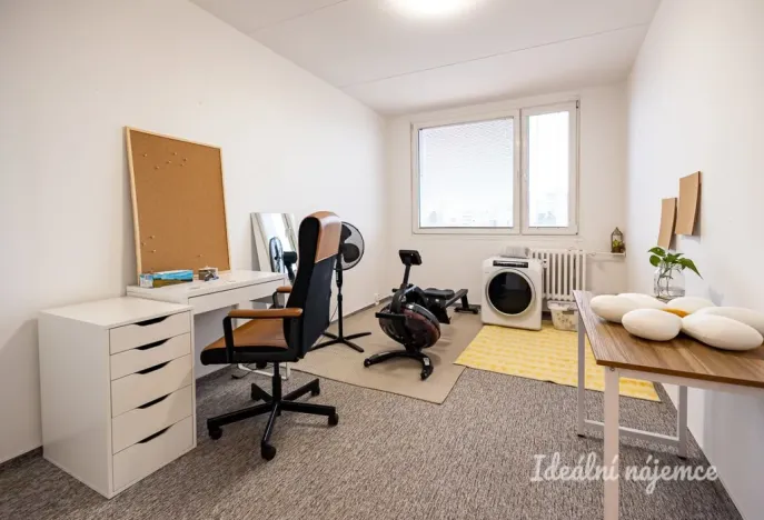 Pronájem bytu 3+1, Praha - Háje, Tatarkova, 77 m2