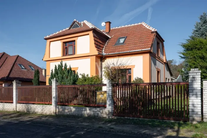 Prodej rodinného domu, Sadská, Spojovací, 113 m2