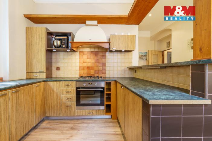 Prodej bytu 2+1, Karlovy Vary, Vřídelní, 56 m2