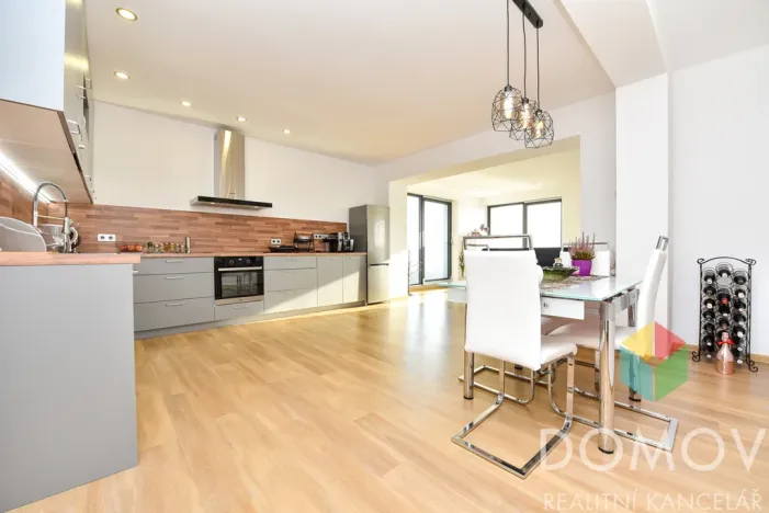 Pronájem bytu 3+kk, Beroun - Beroun-Město, Na Vinici, 110 m2