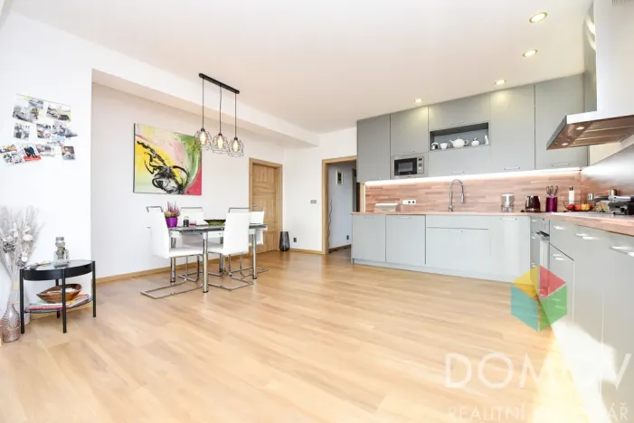 Pronájem bytu 3+kk, Beroun - Beroun-Město, Na Vinici, 110 m2