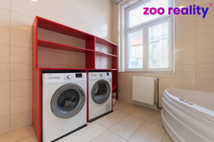 Prodej rodinného domu, Ústí nad Labem, Brožíkova, 355 m2