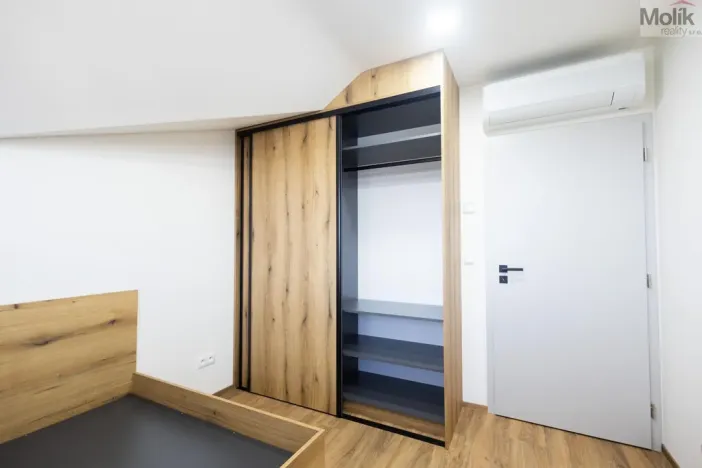 Prodej rodinného domu, Strupčice, 170 m2