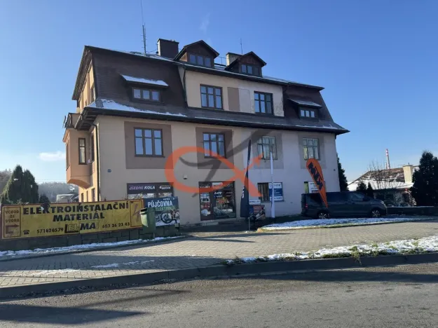 Pronájem obchodního prostoru, Rožnov pod Radhoštěm, Tyršovo nábřeží, 90 m2