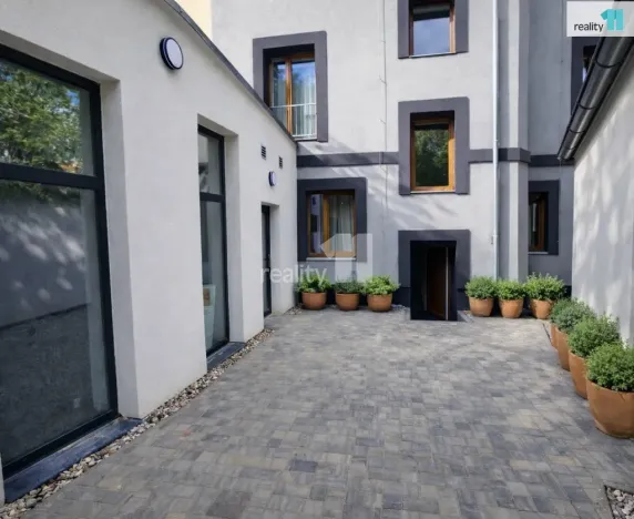 Pronájem rodinného domu, Praha - Michle, Michelská, 34 m2