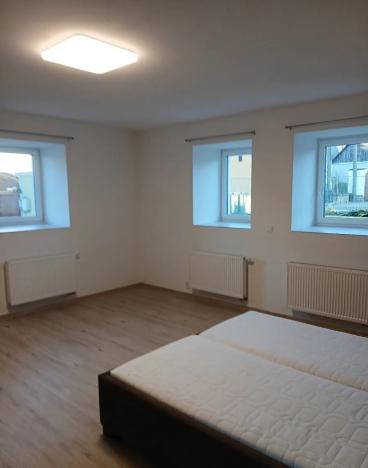 Pronájem bytu 3+1, Přešťovice, 76 m2