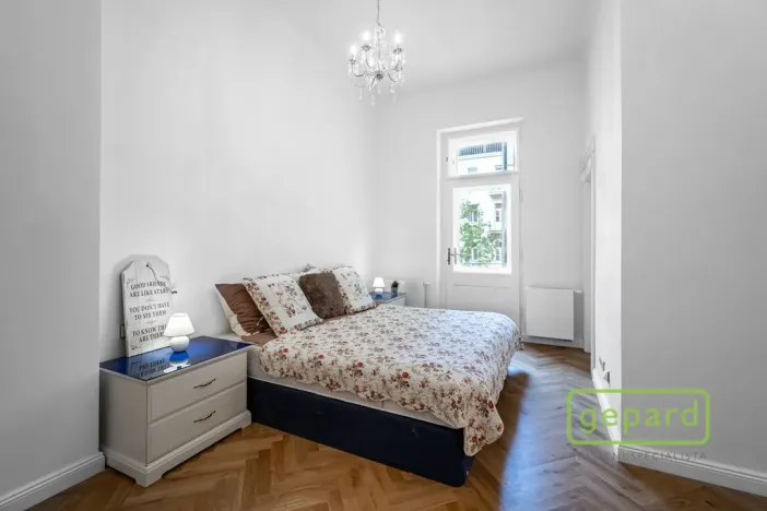 Pronájem kanceláře, Praha - Smíchov, Janáčkovo nábřeží, 120 m2