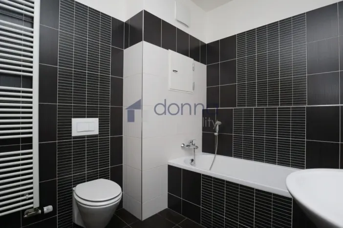 Prodej bytu 2+kk, Praha, Moskevská, 59 m2