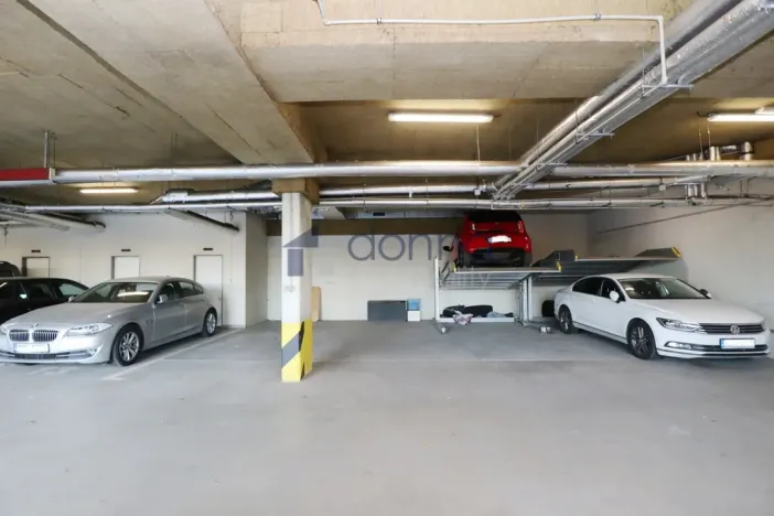 Prodej bytu 2+kk, Praha, Moskevská, 59 m2