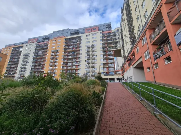 Prodej bytu 2+kk, Praha - Troja, Hnězdenská, 43 m2