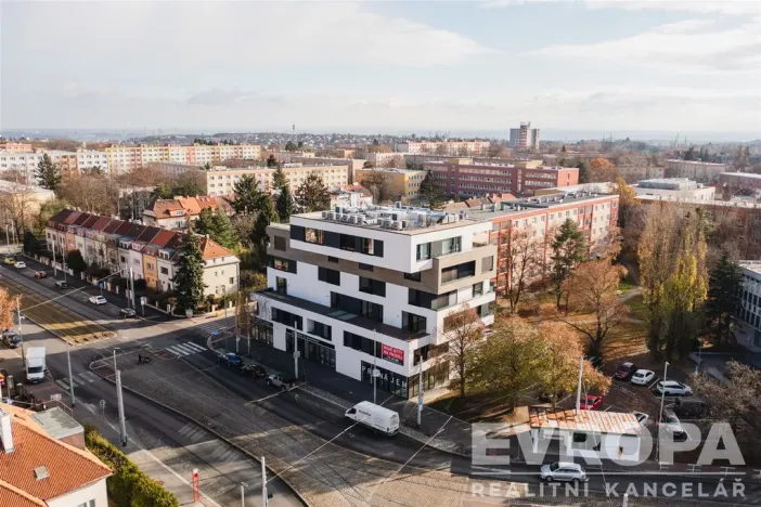 Pronájem bytu 1+kk, Praha - Břevnov, U Petřin, 35 m2