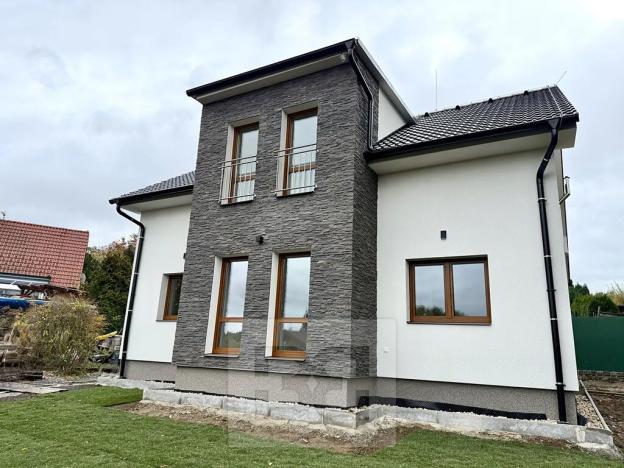 Prodej rodinného domu, Louňovice, V Luhu, 160 m2