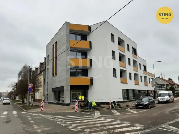 Pronájem bytu 3+kk, Pardubice, Husova, 60 m2