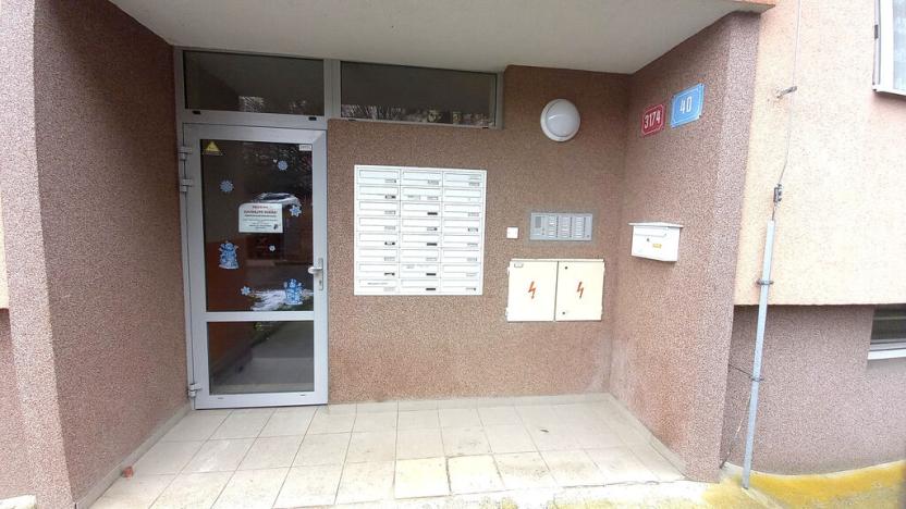 Prodej bytu 1+1, Ústí nad Labem - Severní Terasa, Kmochova, 44 m2