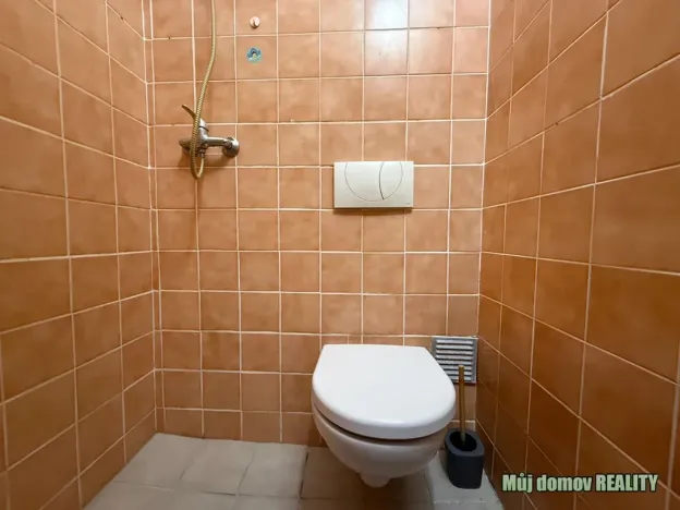 Pronájem bytu 1+kk, Praha - Dolní Chabry, Prunéřovská, 18 m2