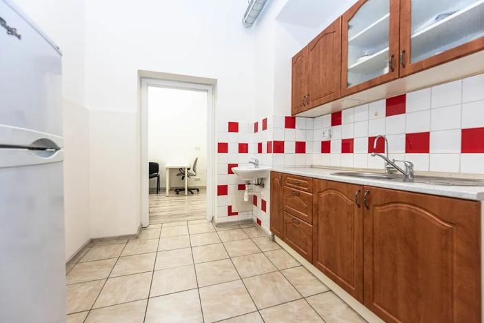 Pronájem obchodního prostoru, Praha - Žižkov, Husitská, 135 m2