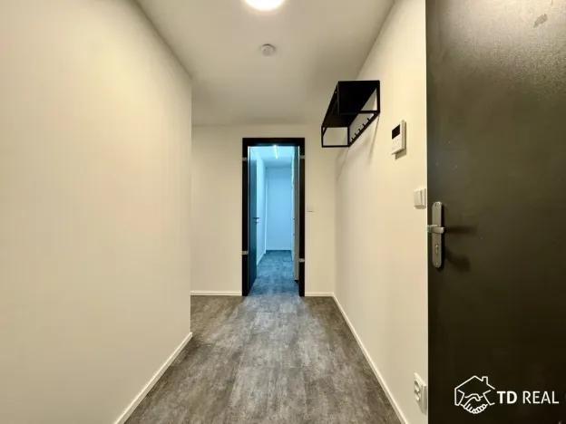 Pronájem bytu 2+kk, Brno, třída Generála Píky, 57 m2