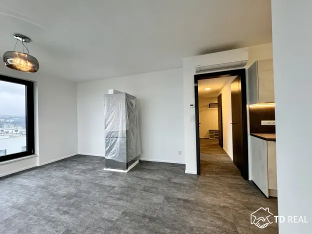 Pronájem bytu 2+kk, Brno, třída Generála Píky, 57 m2