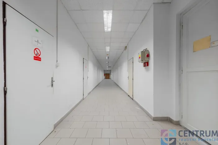 Pronájem skladu, Turnov, Přepeřská, 609 m2