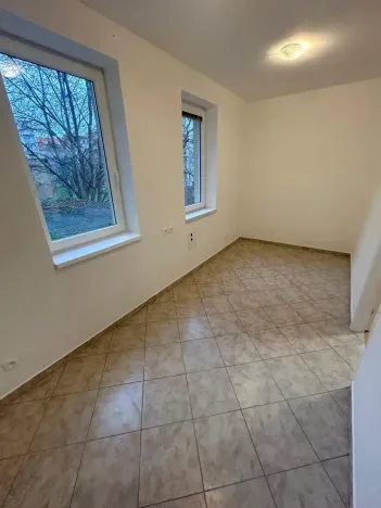 Pronájem bytu 3+1, Praha - Strašnice, Věšínova, 65 m2