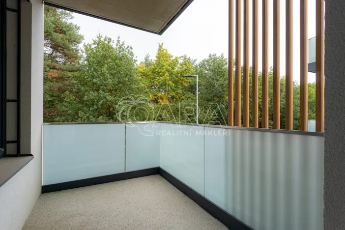 Pronájem bytu 2+kk, Praha - Malešice, Azzoniho, 51 m2