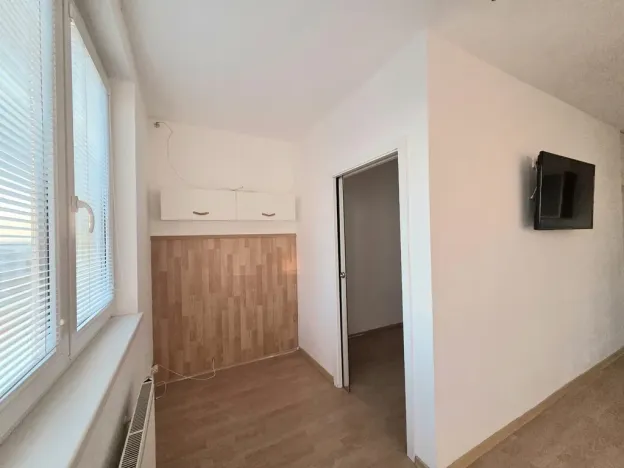Prodej bytu 1+kk, Praha - Troja, Hnězdenská, 38 m2