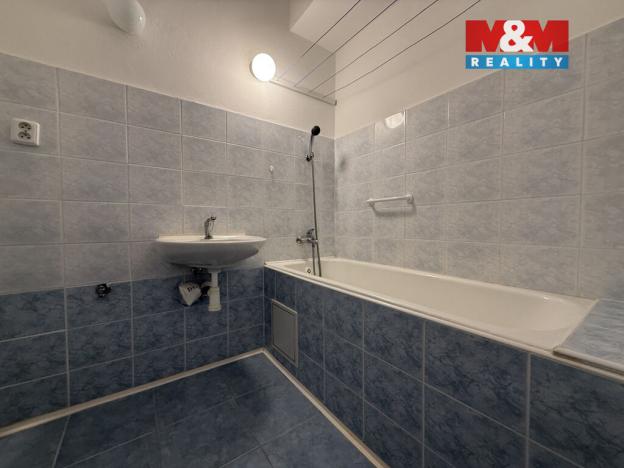 Prodej bytu 2+1, Jablonec nad Nisou - Jablonecké Paseky, Pasecké náměstí, 75 m2