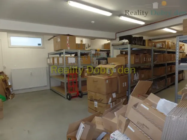 Pronájem skladu, Opava, Bochenkova, 219 m2