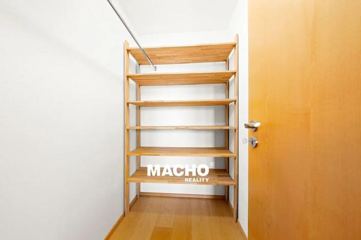 Pronájem bytu 2+kk, Praha - Hostivař, Kozinovo náměstí, 51 m2