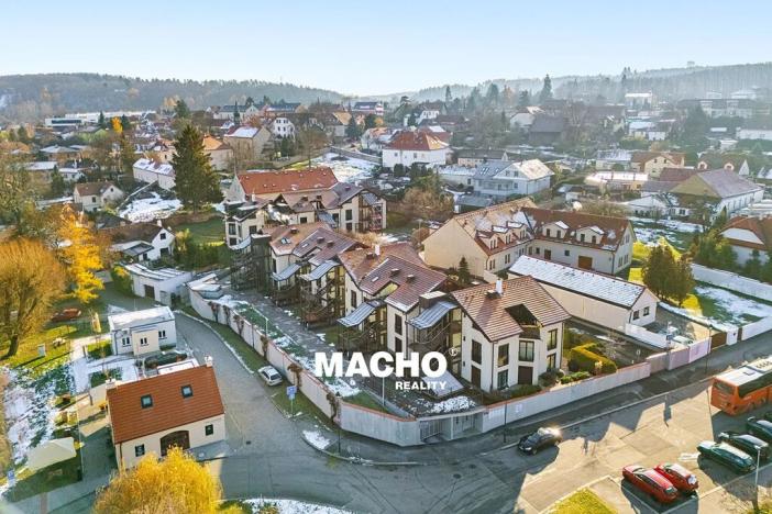 Pronájem bytu 2+kk, Praha - Hostivař, Kozinovo náměstí, 51 m2