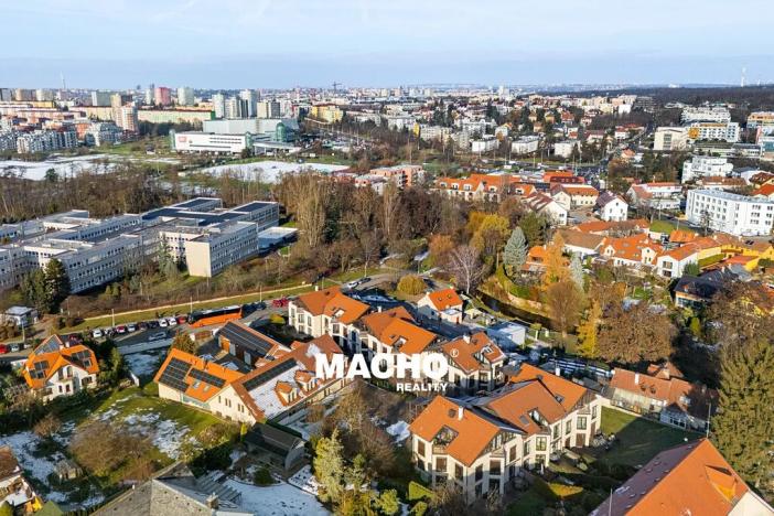 Pronájem bytu 2+kk, Praha - Hostivař, Kozinovo náměstí, 51 m2