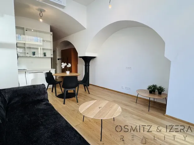 Pronájem bytu 2+kk, Praha - Nusle, Vrtbova, 49 m2