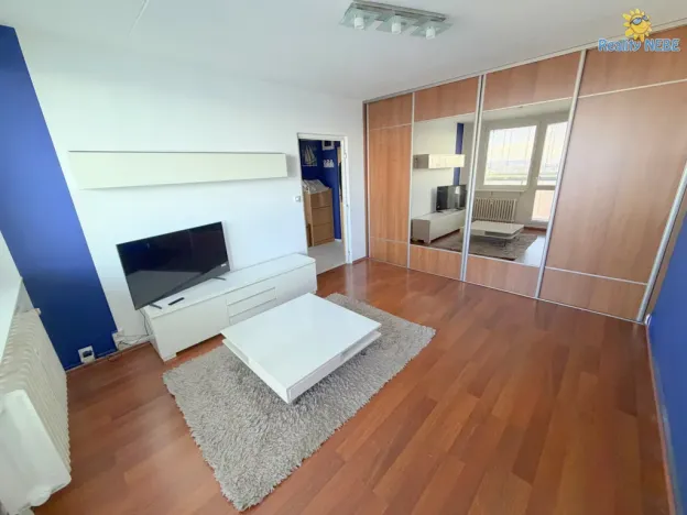 Pronájem bytu 2+kk, Praha - Záběhlice, Jabloňová, 36 m2