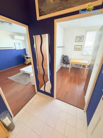 Pronájem bytu 2+kk, Praha - Záběhlice, Jabloňová, 36 m2