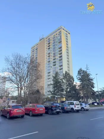 Pronájem bytu 2+kk, Praha - Záběhlice, Jabloňová, 36 m2