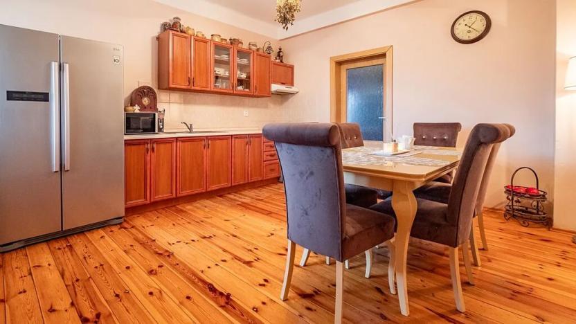 Prodej činžovního domu, Sadská, Husova, 306 m2