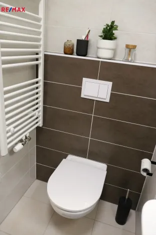 Pronájem bytu 2+kk, Hradec Králové - Nový Hradec Králové, Antonína Petrofa, 54 m2