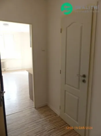 Pronájem bytu 1+kk, Most, Františka Malíka, 26 m2