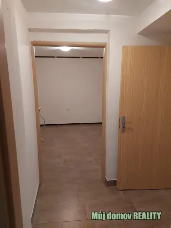 Pronájem bytu 3+kk, Praha - Radotín, Věštínská, 70 m2