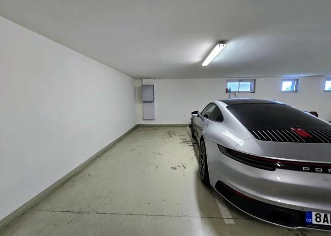 Pronájem bytu 3+kk, Praha, U Dívčích hradů, 123 m2