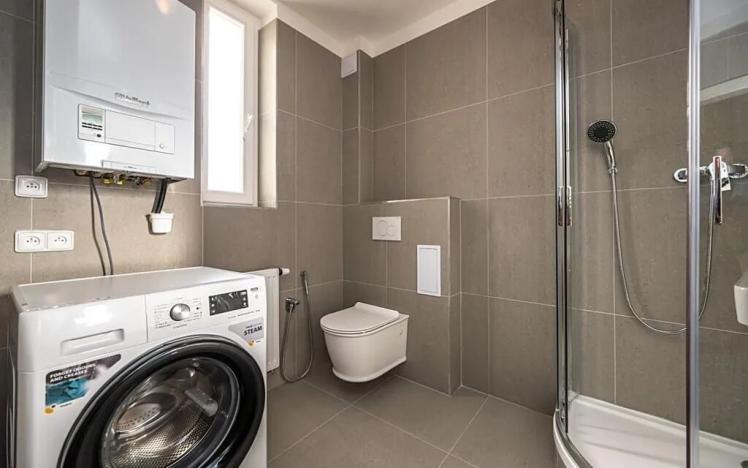 Pronájem bytu 1+kk, Praha - Nové Město, Lípová, 48 m2