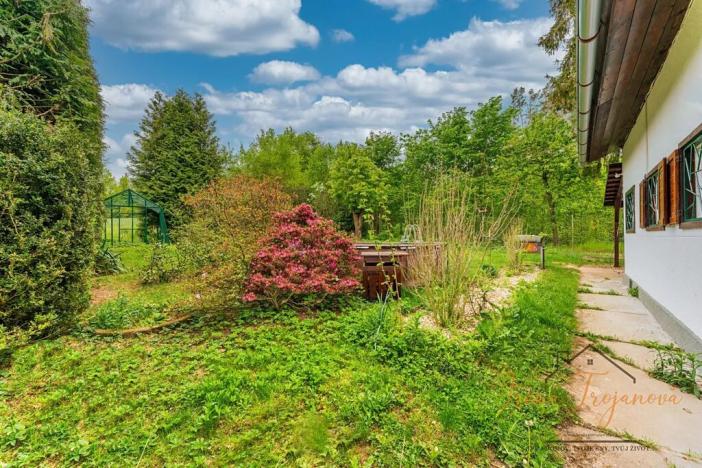 Prodej chaty, Lešany, 45 m2