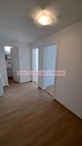 Pronájem bytu 3+1, Zlín, Osvoboditelů, 80 m2