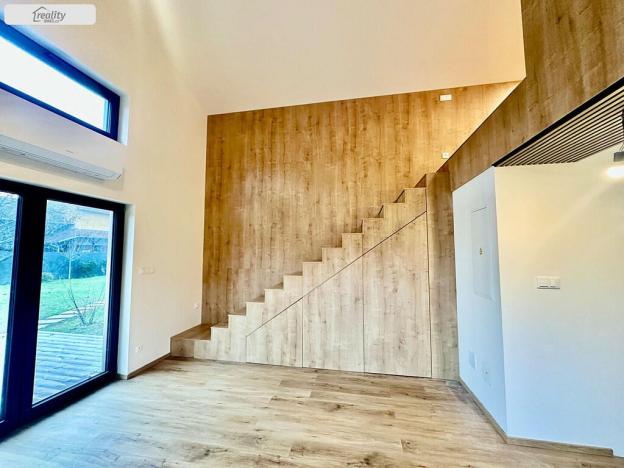 Pronájem bytu 2+kk, Brno - Žebětín, Křivánkovo náměstí, 50 m2