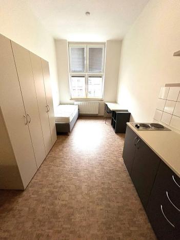 Pronájem bytu 1+kk, Praha - Smíchov, Křížová, 24 m2